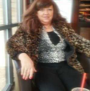 Meet your Posher, Cheryl